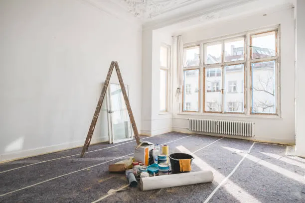 Sanierungsarbeiten in einer Berliner Altbauwohnung